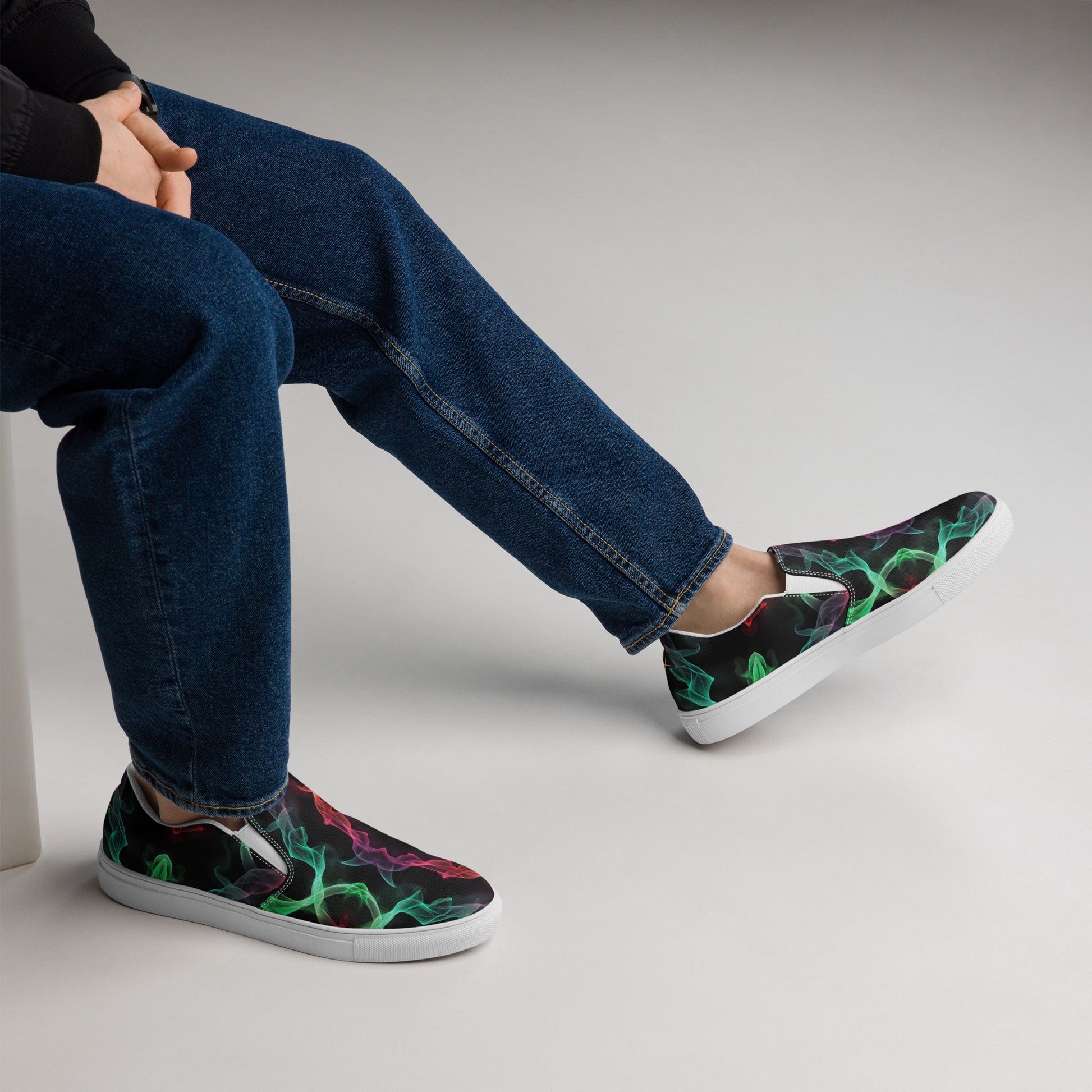 Zephyr slip-on canvas shoes - HUMANCHIC